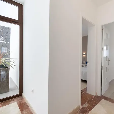 Sea Breeze Callao Villa